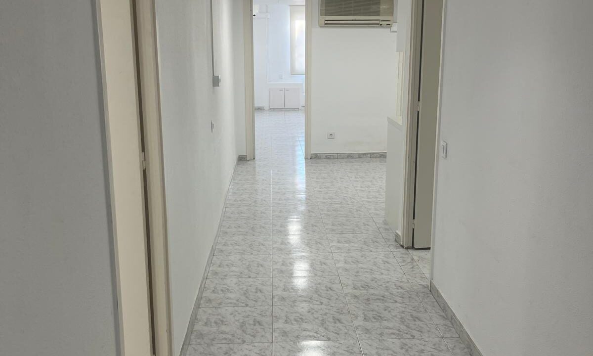 WhatsApp Image 2025-12-18 at 11.37.41