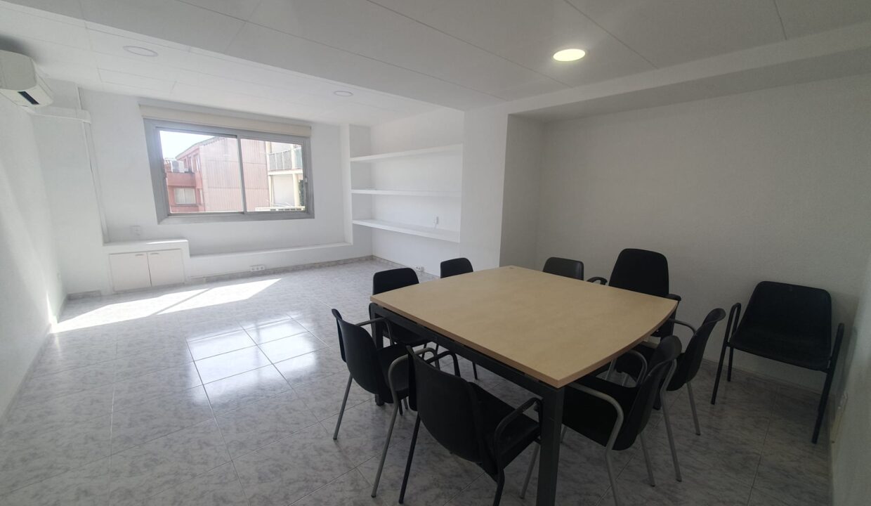 WhatsApp Image 2026-03-10 at 15.07.15 (2)